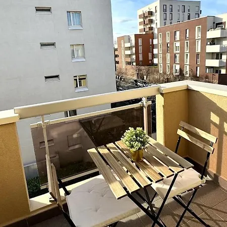 New Appart Avec Balcon A Evry - Proche Paris - Rer 5 Min - Wifi Courcouronnes Exterior photo
