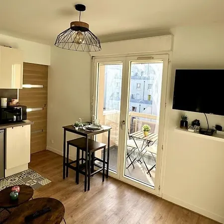 New Appart Avec Balcon A Evry - Proche Paris - Rer 5 Min - Wifi Courcouronnes Exterior photo