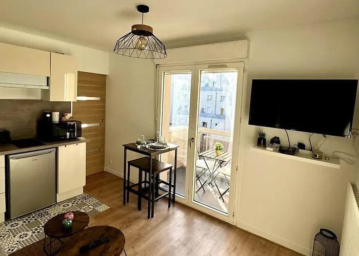 New Appart Avec Balcon A Evry - Proche Paris - Rer 5 Min - Wifi