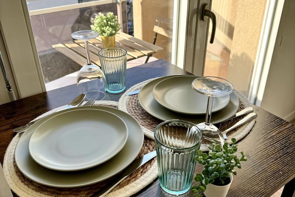 New Avec Balcon A Evry - Proche Paris - Rer 5 Min - Wifi Apartment Courcouronnes