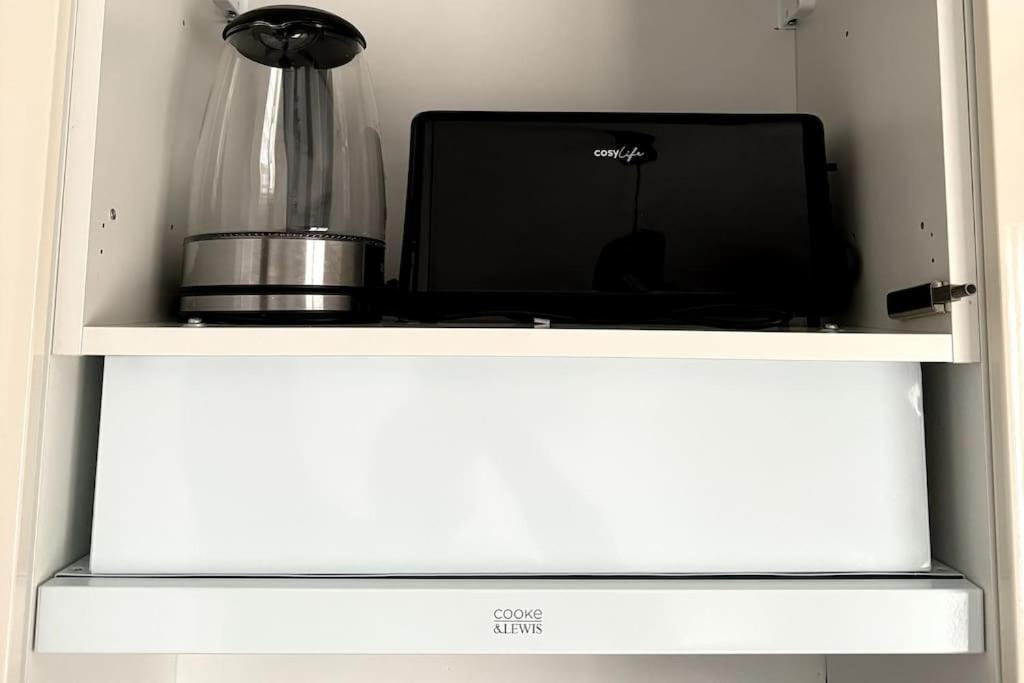 New Avec Balcon A Evry - Proche Paris - Rer 5 Min - Wifi